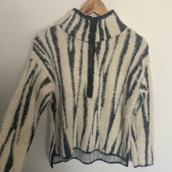 NWOT half zip soft eyelash sweater - Picture 3 of 7